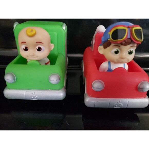 Cocomelon Set of 2 Mini Cars Vehicles Fire Truck &JJ Trash Truck - Picture 2 of 6